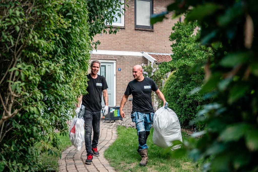 Kom werken bij het team van JongDijk Asbestsanering
